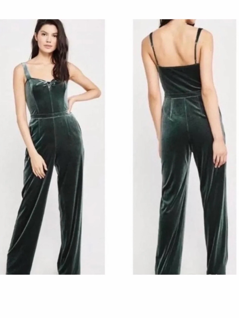 Abercrombie and fitch Velvet Green jumpsuit.
Sz: L